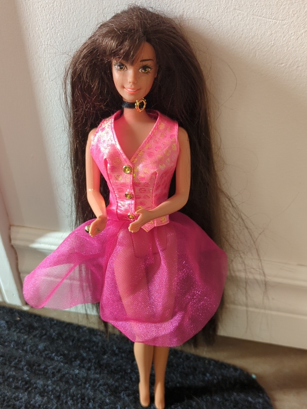 Cut N Style Barbie Brunette 1993